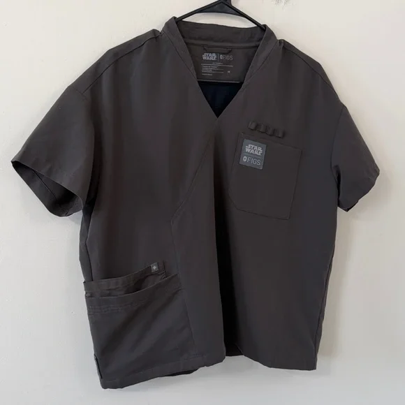 FIGS Ahsoka Wrap Scrub Top Limited Edition Star Wars Collection Size Medium - Picture 6 of 12